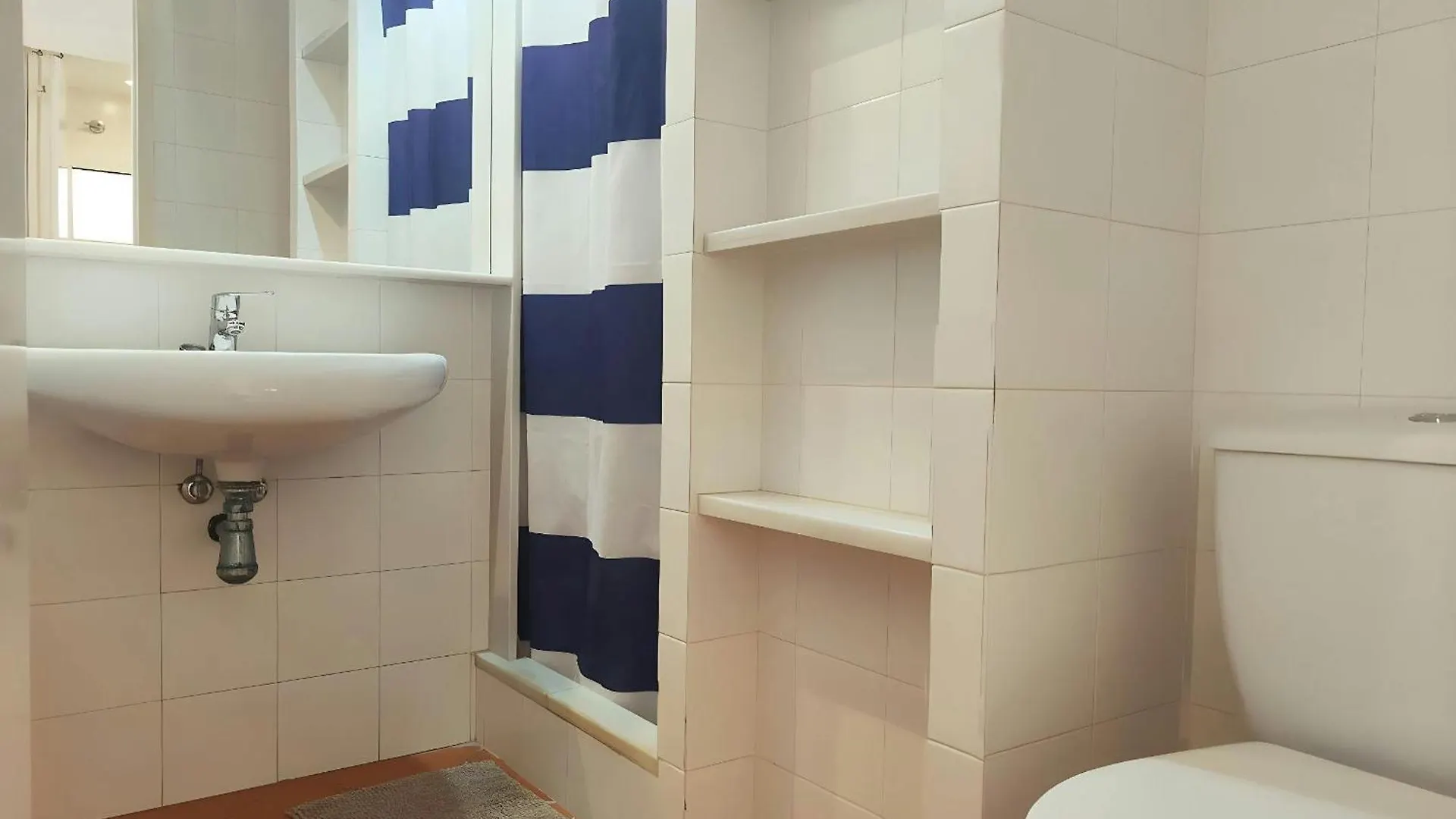 Appartamento Tamariu Beach 1: Beachfront Wifi Up To 6 Ppl