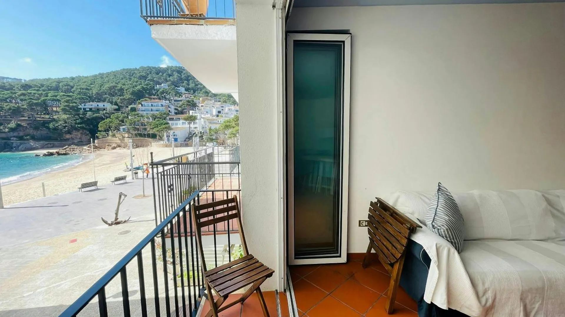 Tamariu Beach 1: Beachfront Wifi Up To 6 Ppl 公寓